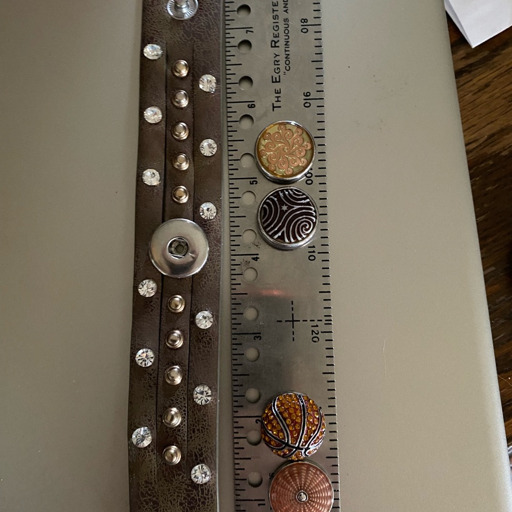 Brown Leather Snap Style Bracelet with Rhinestones